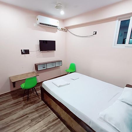 Hotel A R S Rooms & Banquet Patna  Exterior photo